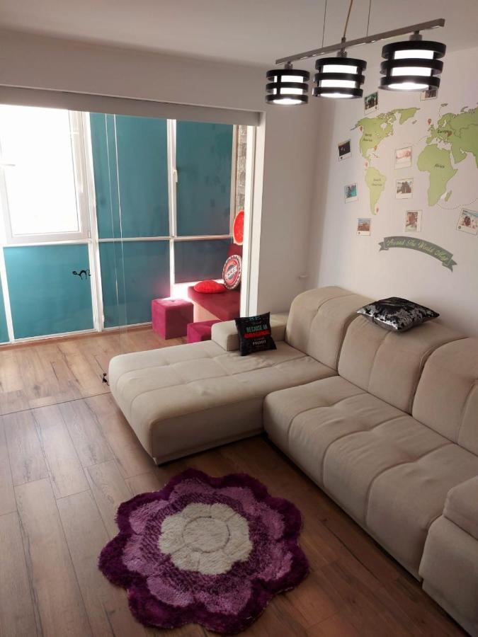 Sghaus Constanta Appartement Buitenkant foto